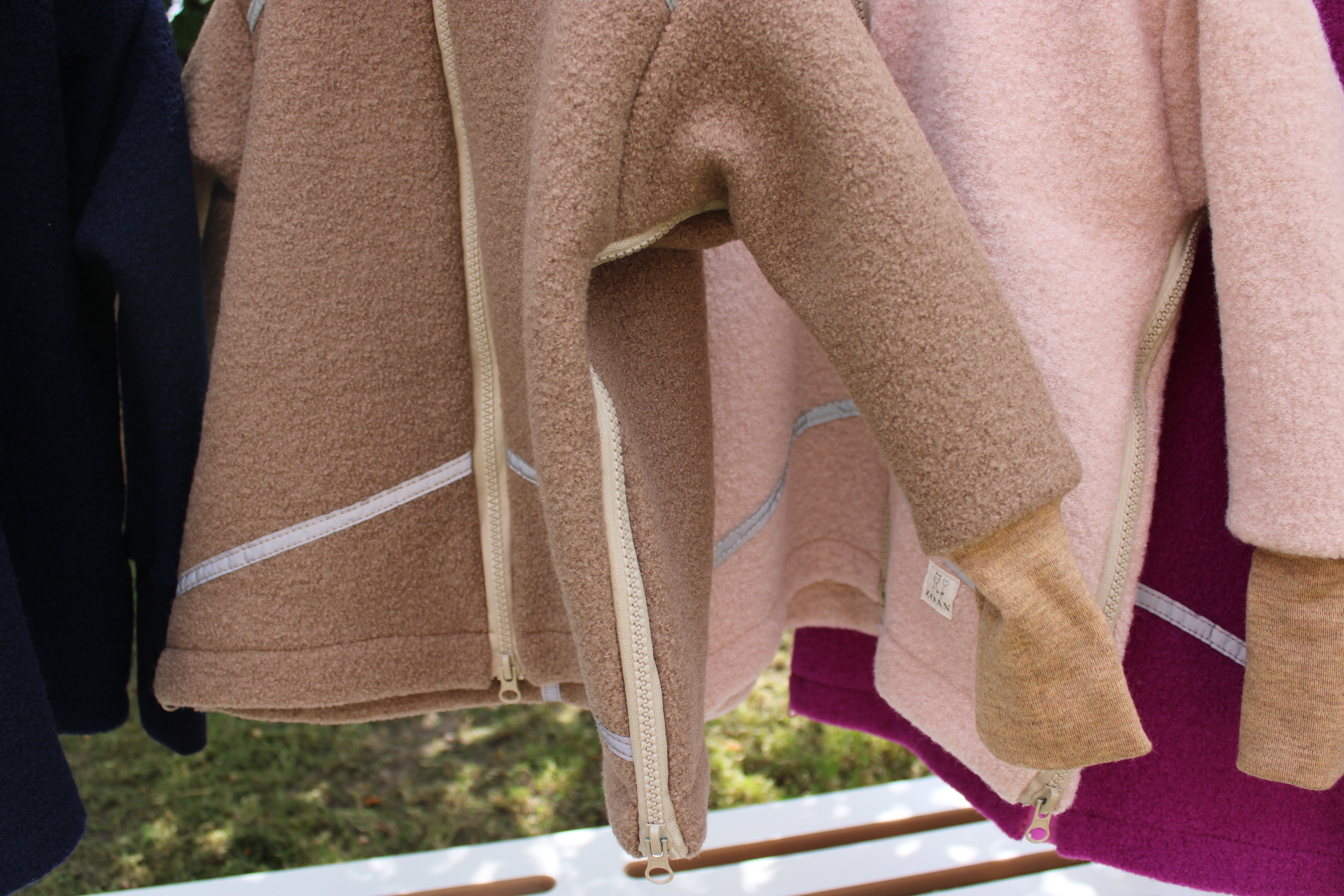 Kurtka z wełny parzonej Merino 370 gsm z patentem – kurtka do fotelika i ponczo samochodowe