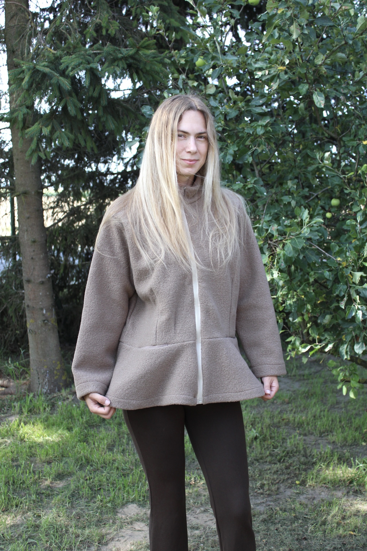 Kurtka damska Merino z wełny parzonej 370 gsm – ciepła, oddychająca i ponadczasowa